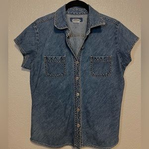 Vintage Express Blues Caden Denim Short-Sleeve Shirt.
